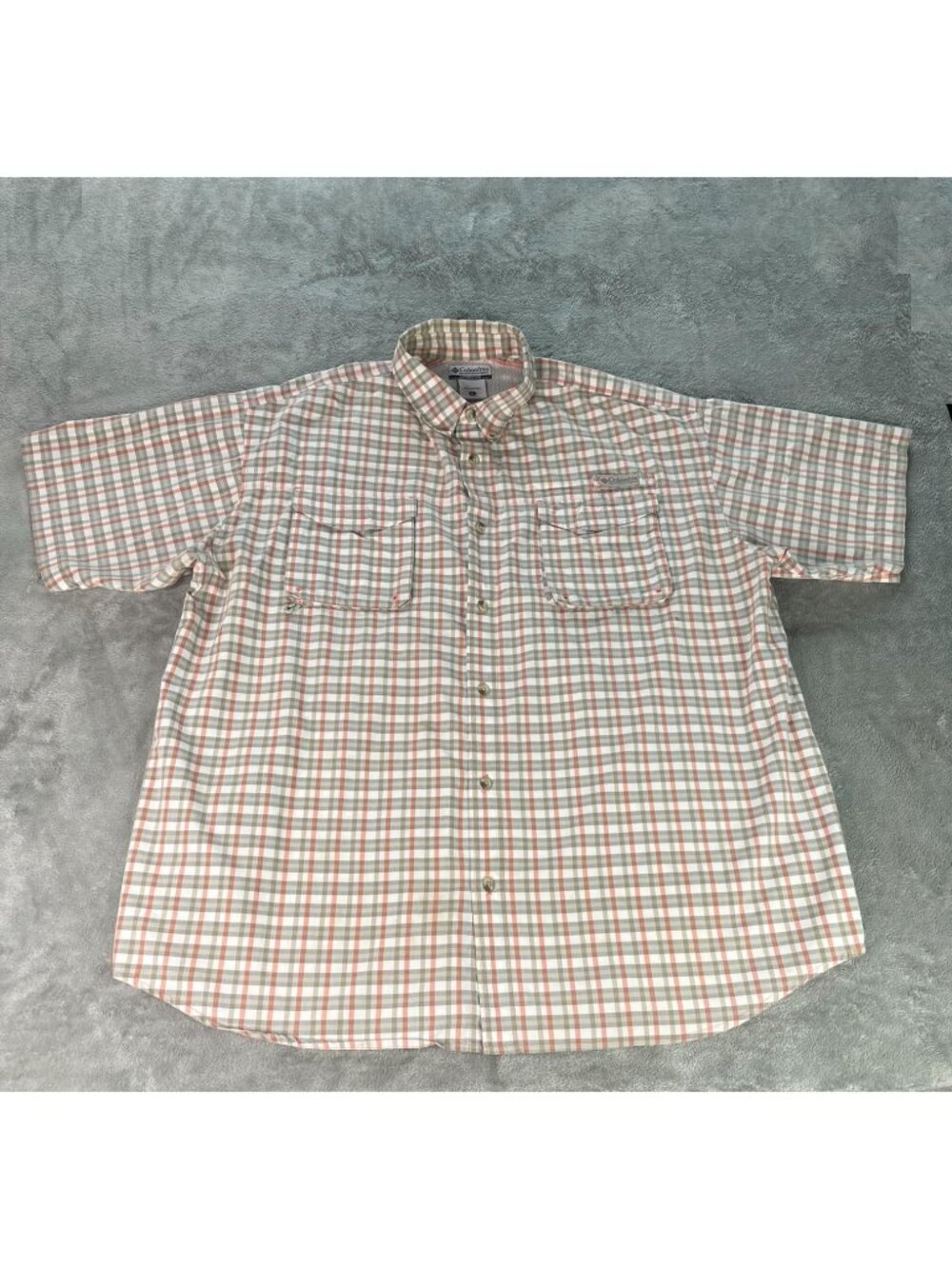 Columbia PFG Men's XL Tan Gray Plaid Vented Fishing Shirt Button Up Short Sleeve